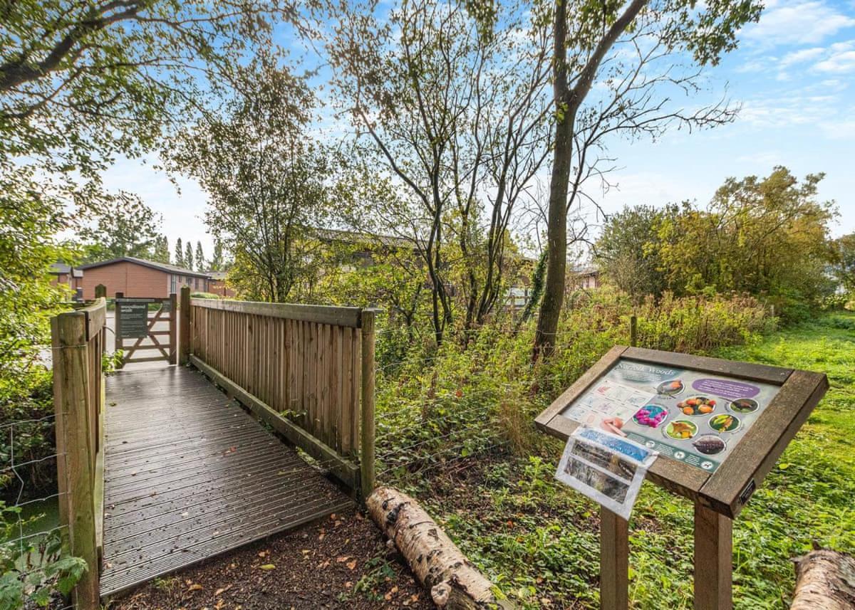 Norfolk Woods Resort And Spa Narborough  Zewnętrze zdjęcie