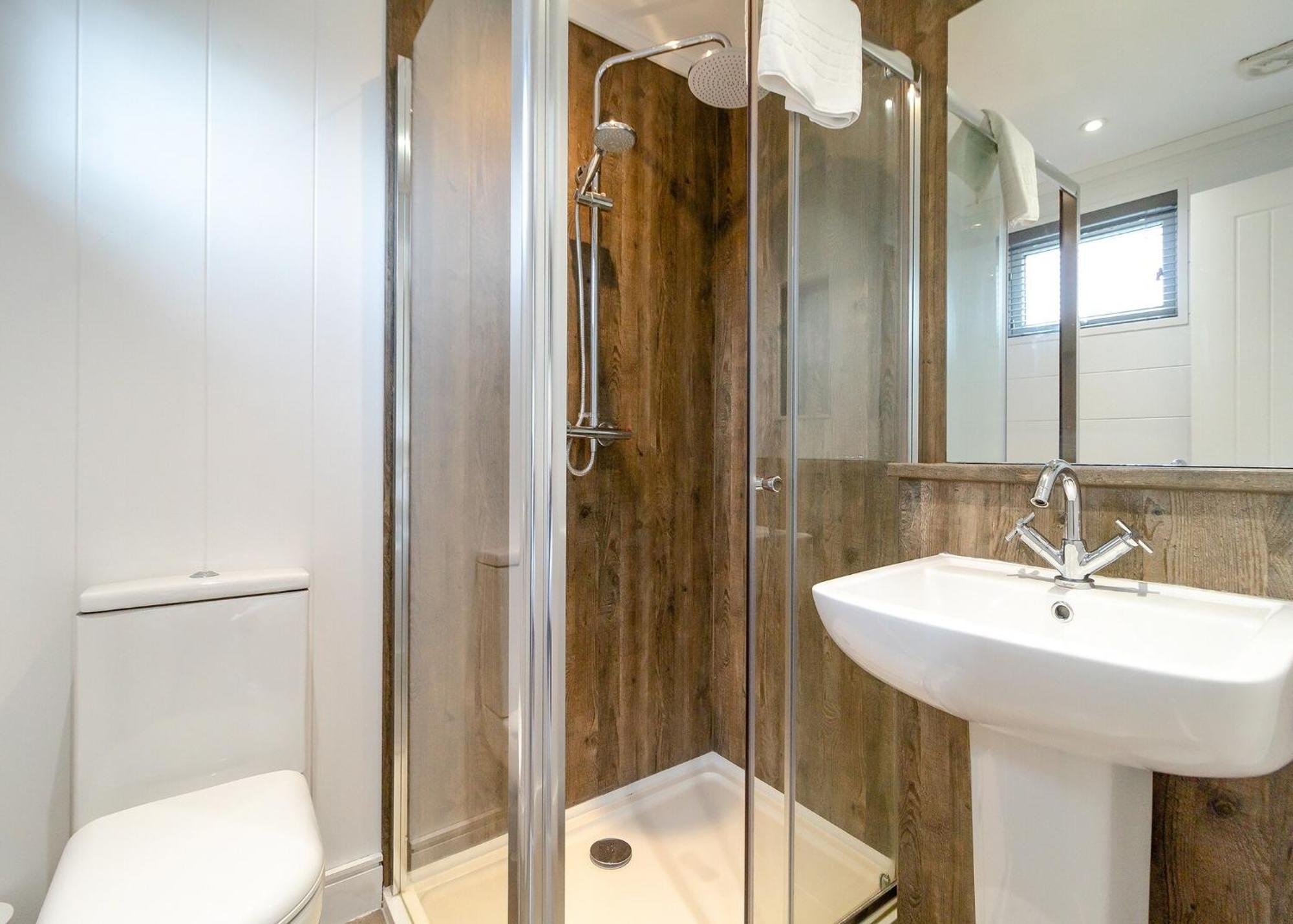 Norfolk Woods Resort And Spa Narborough  Zewnętrze zdjęcie